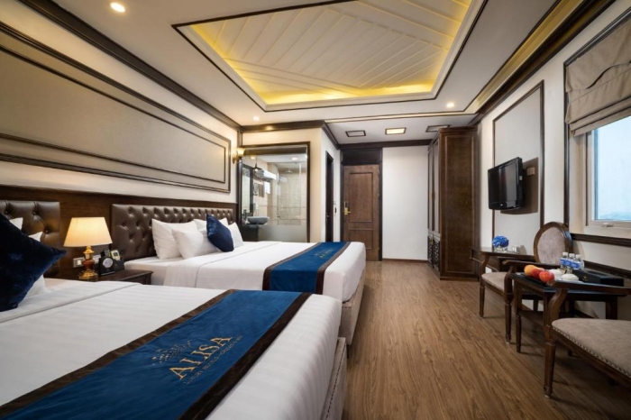 Triple Room with City View